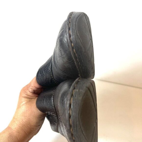 BOC Born Concept Womens Size 10 M Black Tooled Leather Slip On Wedge Clogs Shoes - Picture 6 of 11